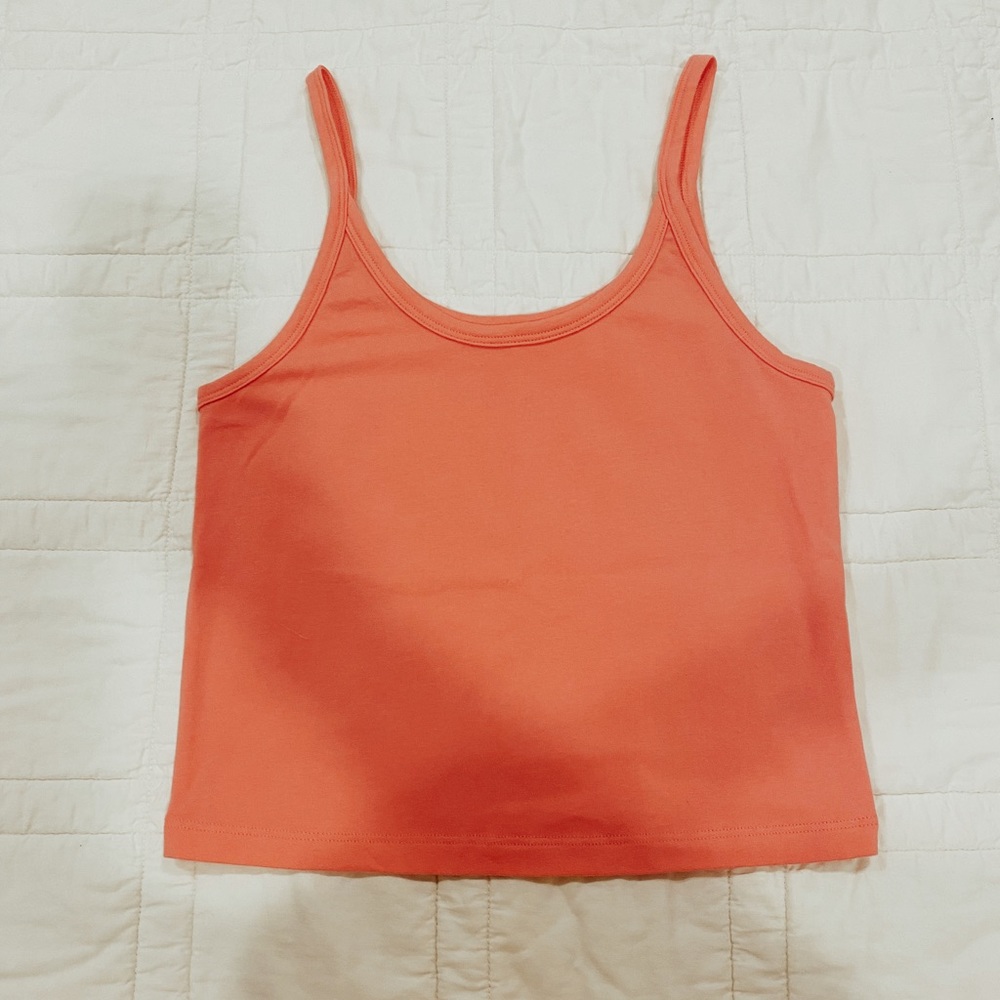 Arq Crop Tank